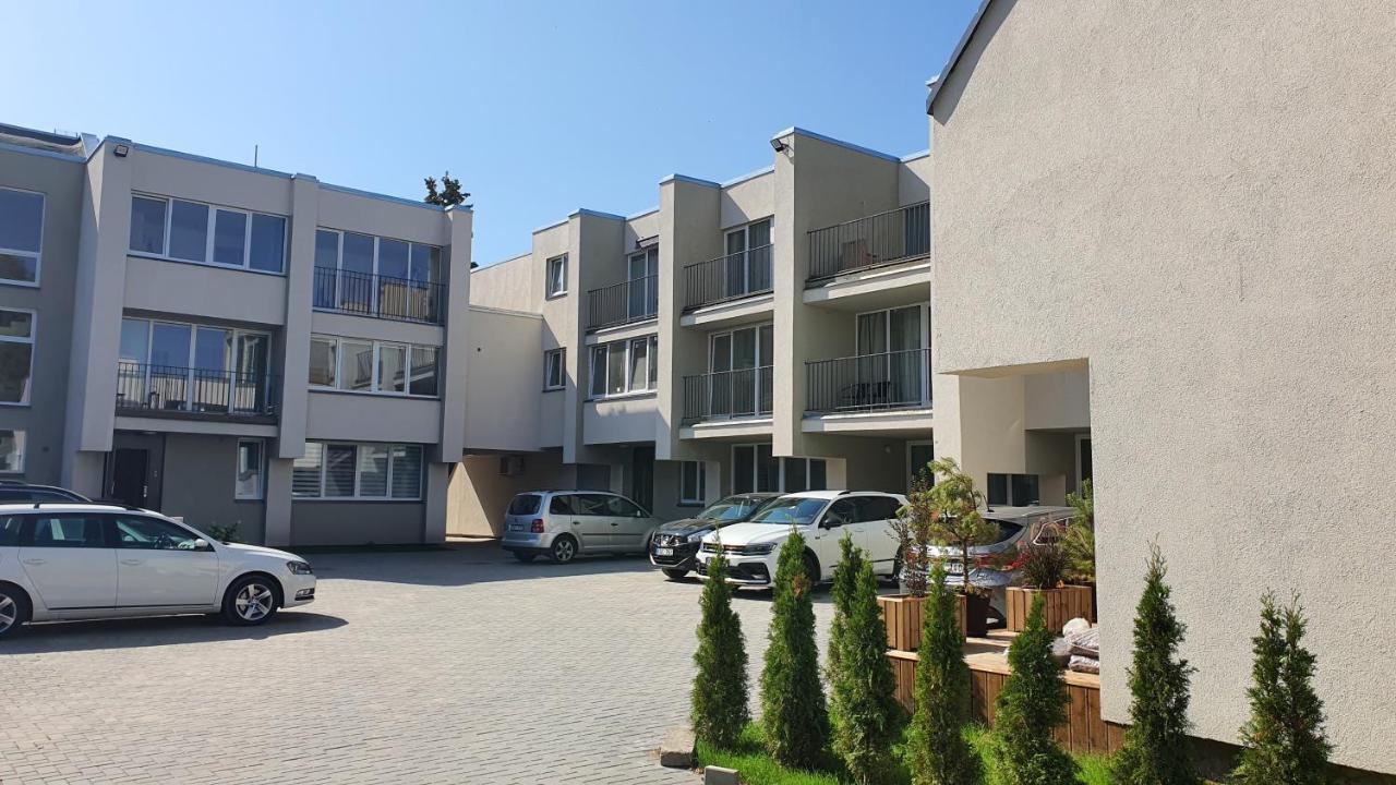 Apartamentai Isikure Sventojoje Апартаменти Паланга